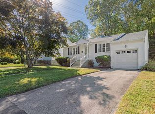 284 Robbins St, Waterbury, CT 06708