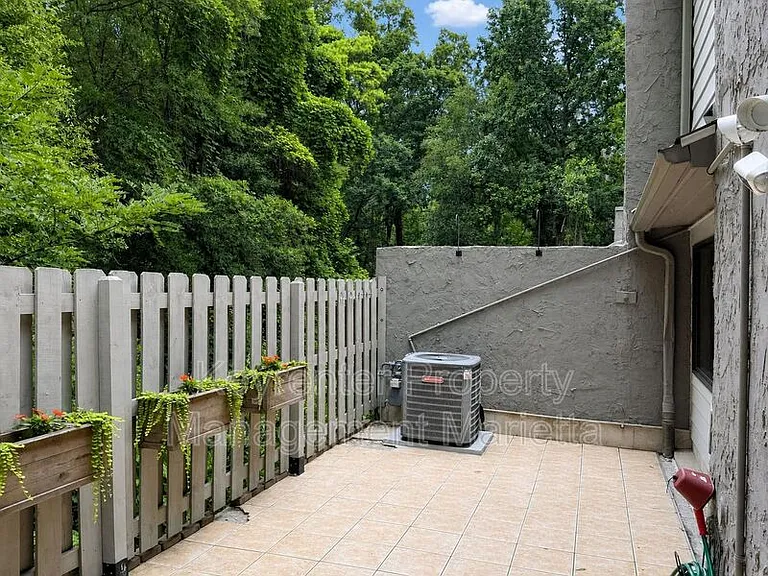 510 E Ponce De Leon Ave #N — Photo 13
