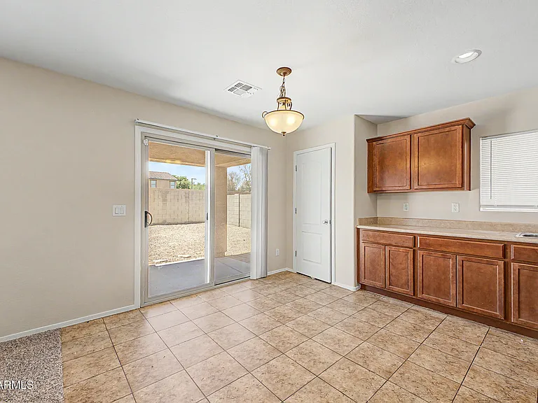 17118 N 184th Ln — Photo 10