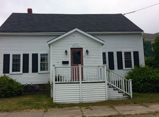 8 Water St, Eastport, ME 04631