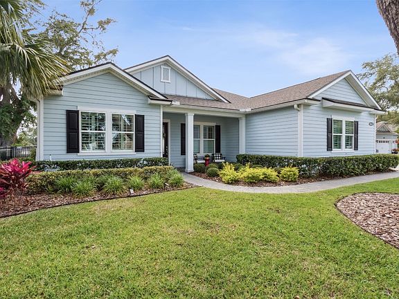 2nd image of 96633 Grande Oaks Ln