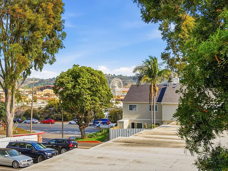 839 Del Mar Downs Rd #D — Photo 42