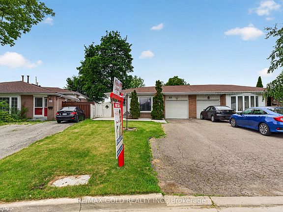3rd image of 53 Dalraith Cres