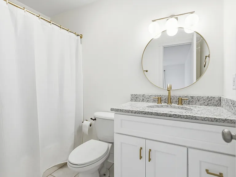 1174 Village Creek Ln #1APT-2 — Photo 9
