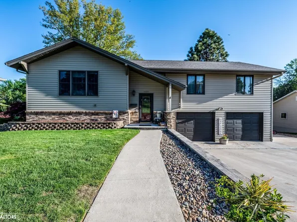 1401 Durant St, Harlan, IA 51537