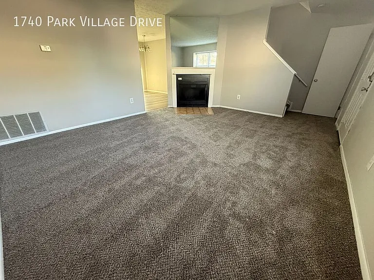 1740 Park Village Dr — Photo 23