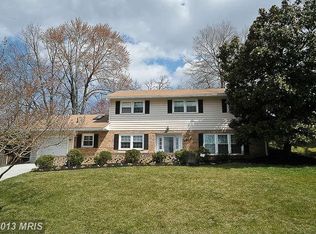 6908 Northfield Dr, Annandale, VA 22003