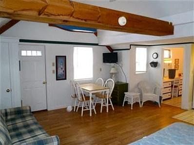 5th image of 135 S Shore Dr #22
