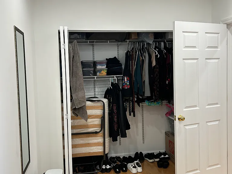 1731 W 17th St #8 — Photo 20