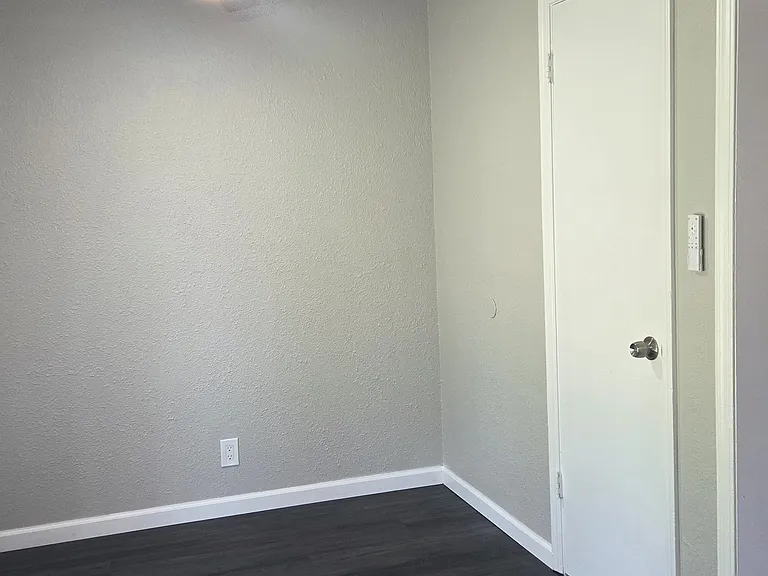 4316 Willowpoint Dr — Photo 16