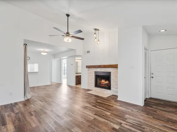 3100 Walnut Bend Ln APT 508, Houston, TX 77042