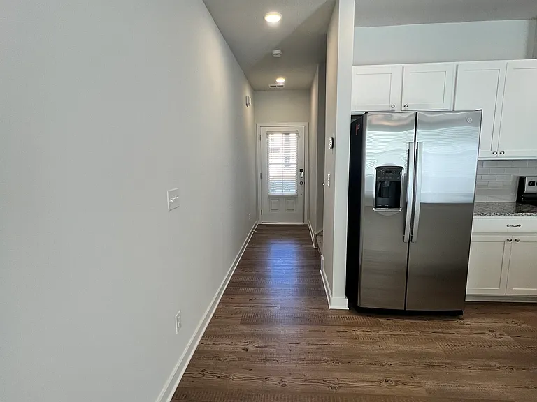 21 Founders Dr — Photo 4
