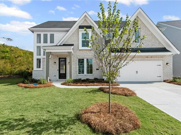 158 Kerr Dr, Hoschton, GA 30548