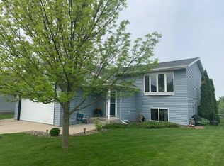 5235 Kingsbury Pl NW, Rochester, MN 55901