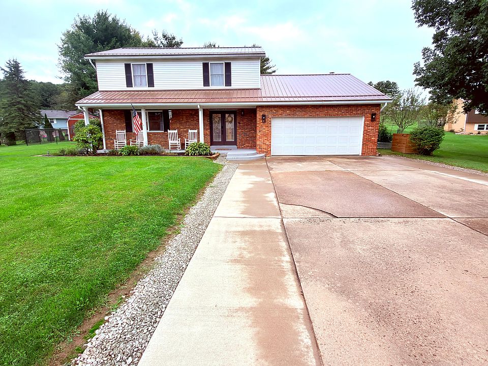 1st image of 307 Virginia Cir