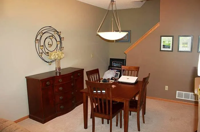 2 bed, 1.5 bath, 1384 sqft, $2,150 — Photo 4