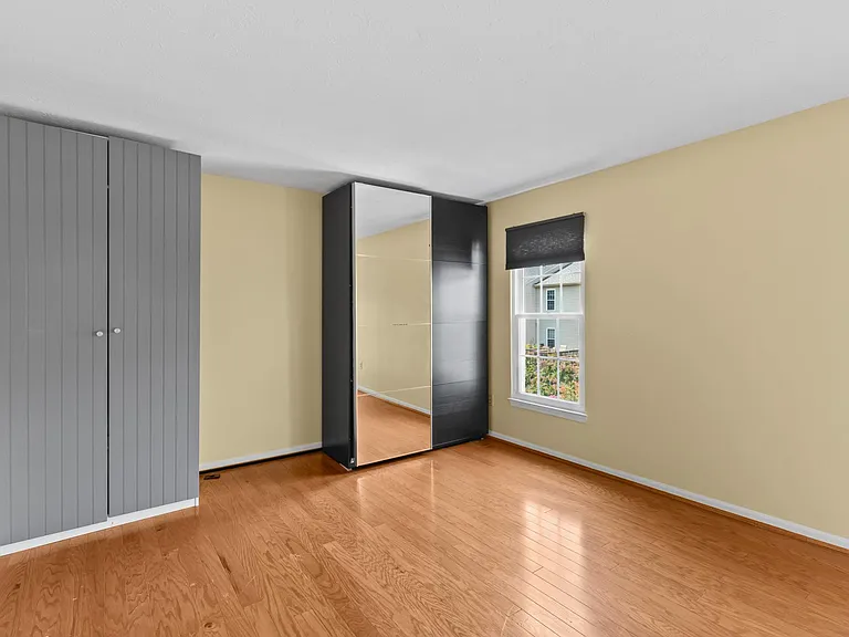 5411 Castlestone Dr — Photo 21