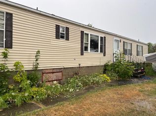 5 Burnham Rd, Limerick, ME 04048