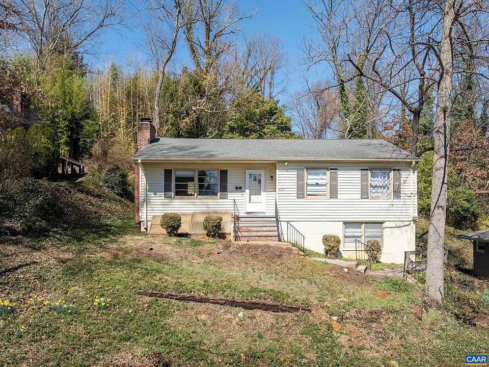 1st image of 821 Cabell Ave