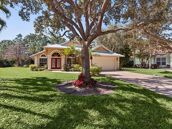 2nd image of 8388 SW Masthead Drive