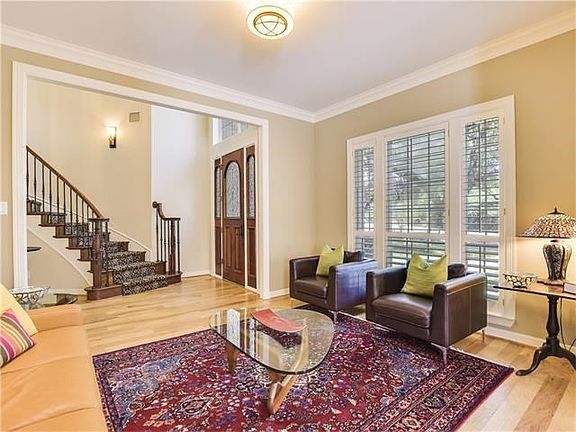 5th image of 2729 Regents Park