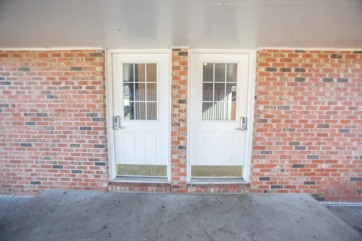 Building Photo - 220 W Ashley St #2C