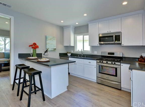 4th image of 308 S Lomita St