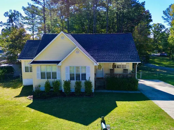 18 Beck Green Rd, Warrior, AL 35180