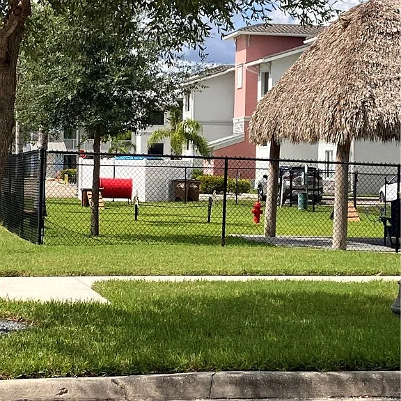 2904 Tuscan Dr #303 — Photo 3