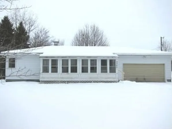 44661 70th St, Hartford, MI 49057
