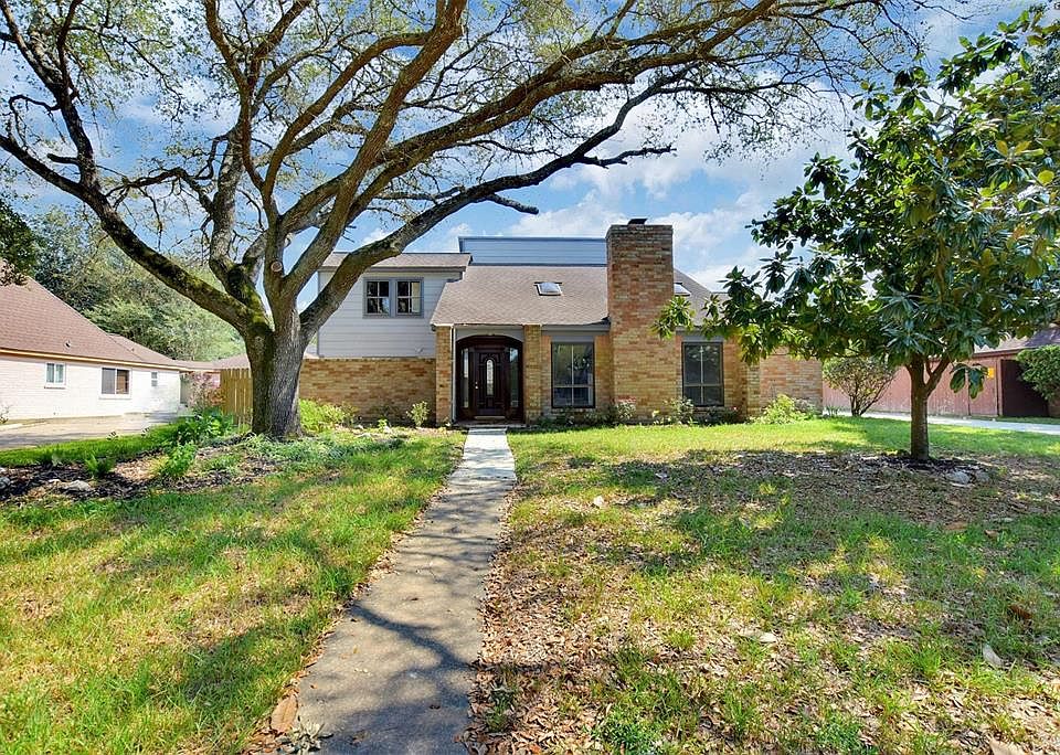 1st image of 5219 Spanish Oak Dr