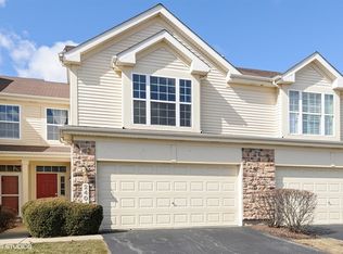 2404 Georgetown Cir, Aurora, IL 60503