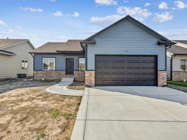 8759 E Summerside Pl, Wichita, KS 67226