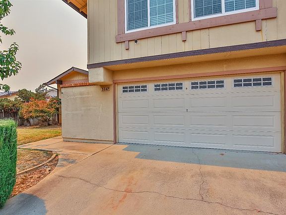 4th image of 3247 Huntsman Dr