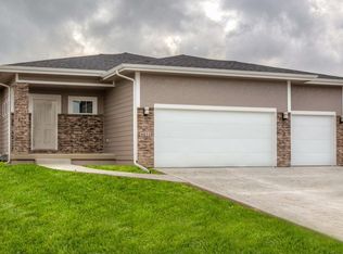 4031 147th St, Urbandale, IA 50323