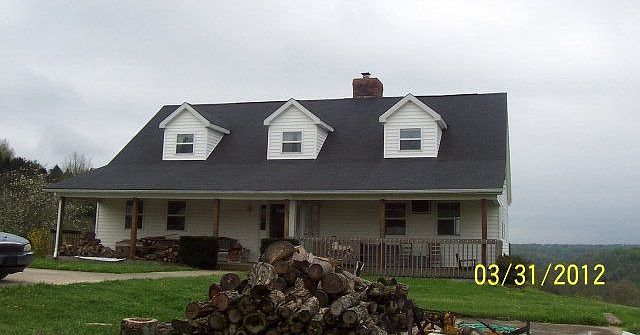 1st image of 835 River Hill Dr