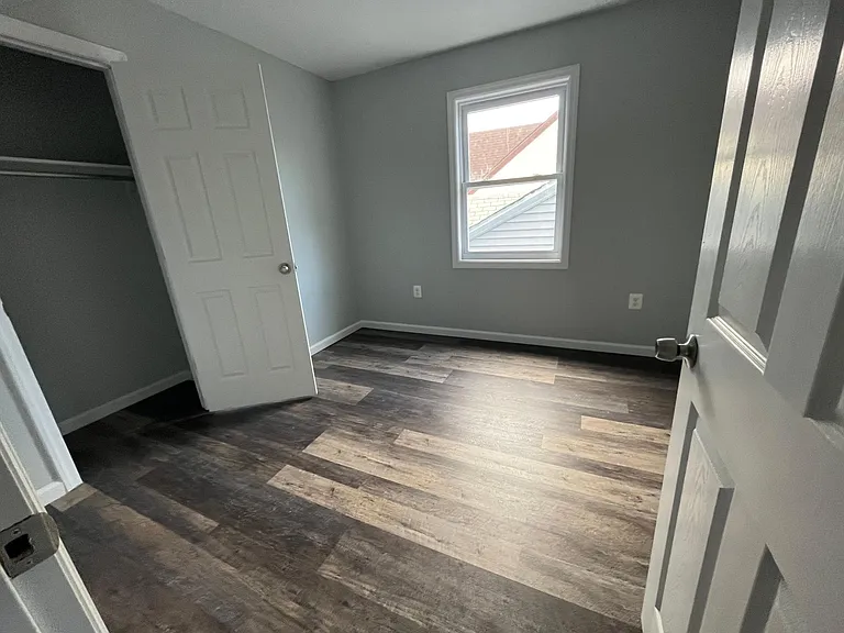 113 Warren St #3 — photo 4 of 4