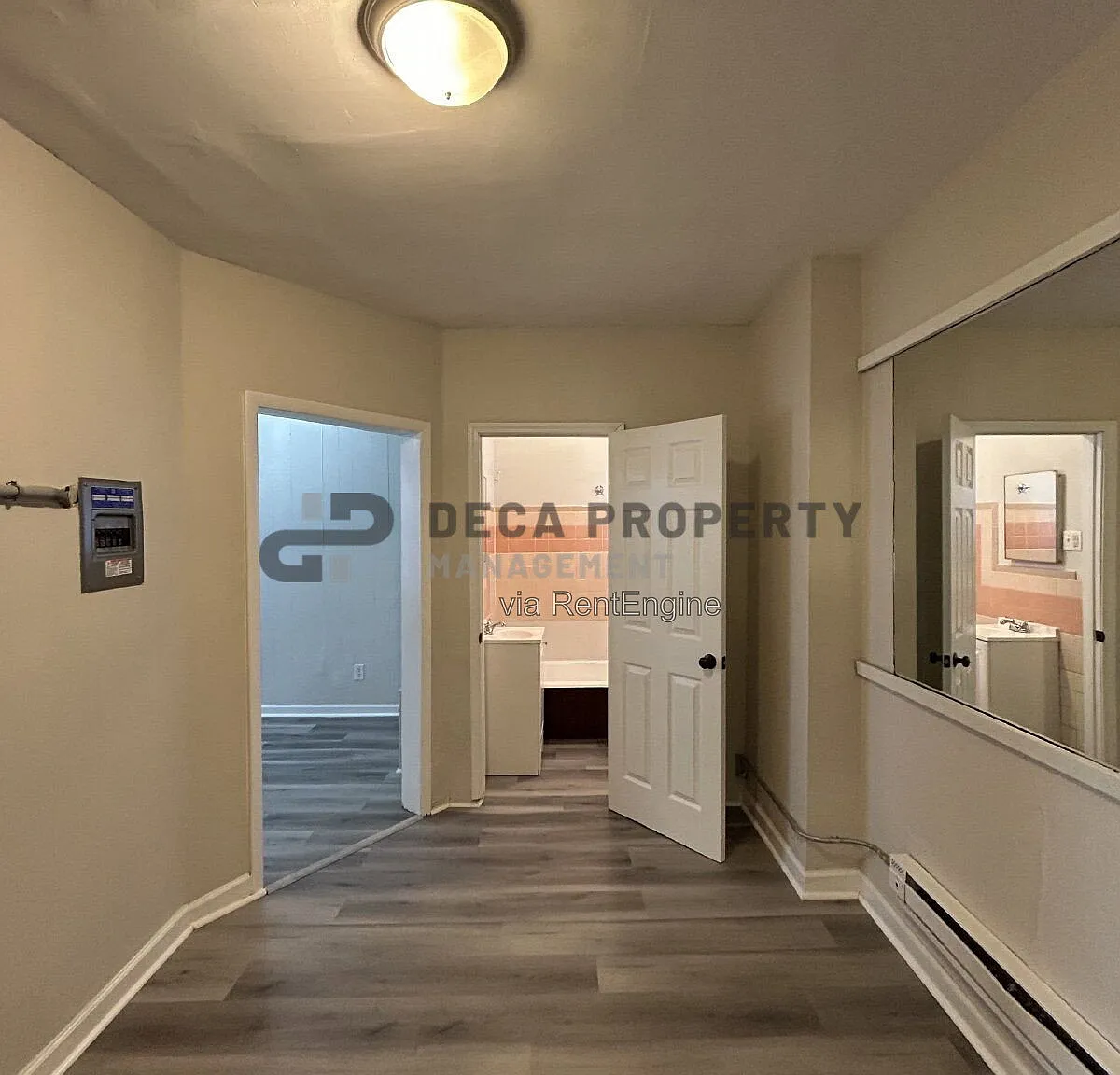 2 bed, 2.0 bath, 1010 sqft, $850 — Photo 2