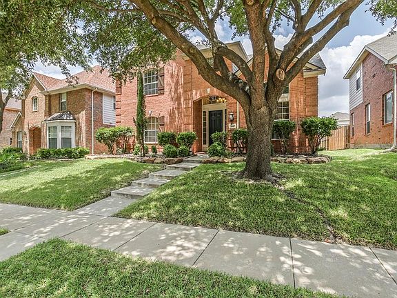 3rd image of 2040 Saint Ives Dr