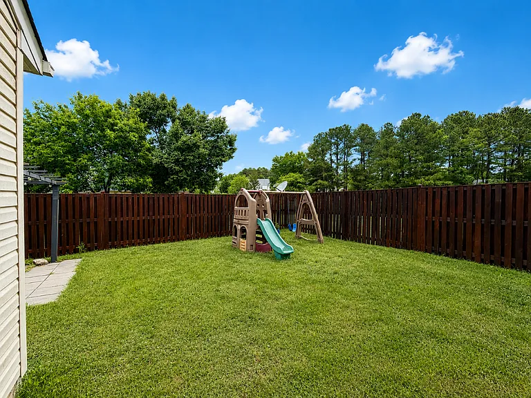22089 Saint Inigoes Ct — Photo 20