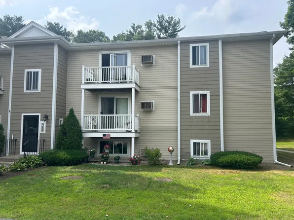 451 School St #2-3, Marshfield, MA 02050