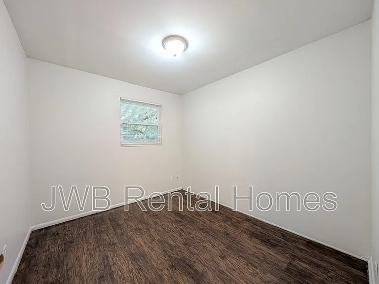 6622 Burpee Dr S — Photo 7