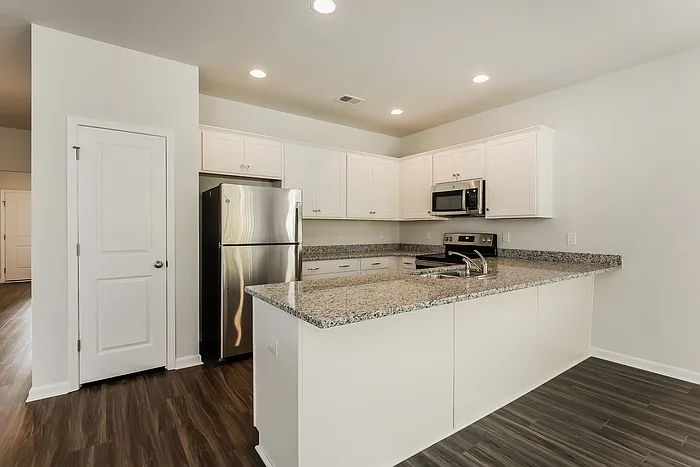 257 Clydesdale Cir — Photo 7