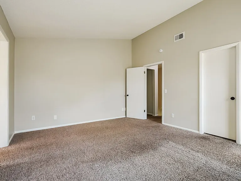 1002 Gotwalt Dr — Photo 11