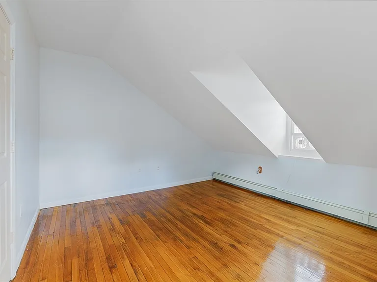 103 Winthrop St #3 — Photo 10