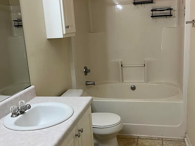 143 Cedar Glen Ln — Photo 4