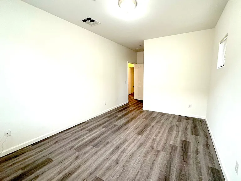 3317 Del Mar Ave — Photo 24