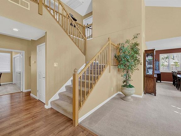 2842 Conifer Dr