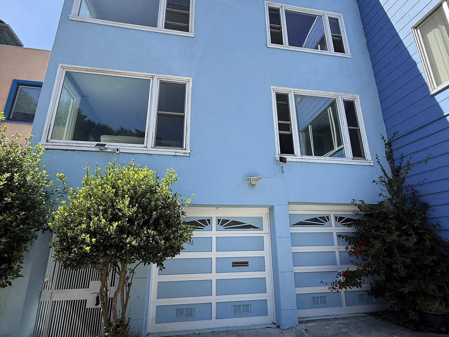 4 bed, 1930 sqft, $9,000 — Photo 1