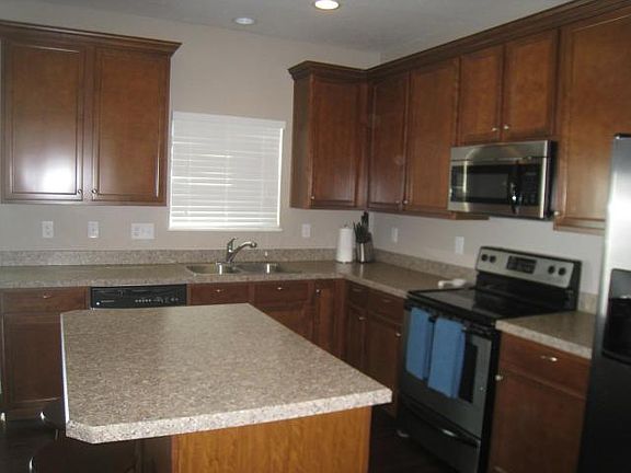 5th image of 7861 Headwater Dr